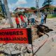 Técnicos del MOPC verifican uno de los puntos afectados por las últimas lluvias. Foto: Gentileza.