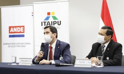 Federico A. González, director general paraguayo interino de la Binacional, y Félix Sosa, titular de la ANDE.