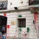 Manifestantes destrozaron la embajada de Paraguay en Argentina. Foto: Gentileza