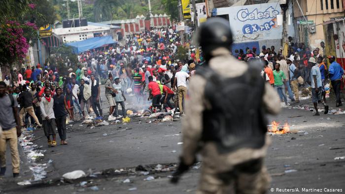 Miles de personas protestan en Haití contra el gobierno de Jovenal Moïse. Foto: DW