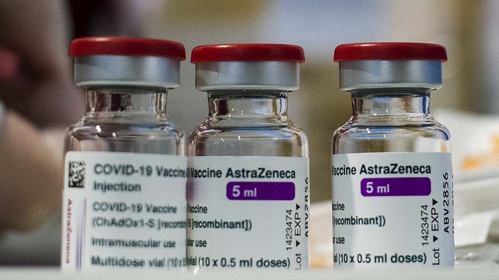 Las vacunas AstraZeneca llegarán a la Argentina el domingo.