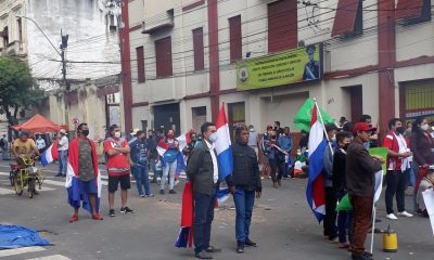 Así comenzaba la manifestación frente al Congreso Nacional. Foto: Francisca Pereira.