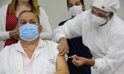 La inmunización alcanzará al 90% del personal de blanco. Foto: Ministerio de Salud.