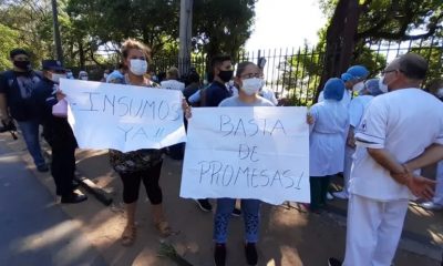 Horas desesperantes se viven en los hospitales públicos por la falta de medicamentos e insumos médicos. Foto: Captura de pantalla