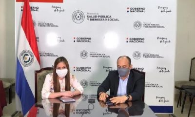Carmen Marín y Julio Rolón en la conferencia de prensa de este miércoles. Foto: Hacienda