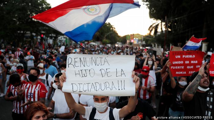 Fuerte presencia policial y militar anunció el ministro Arnaldo Giuzzio. Foto: DW