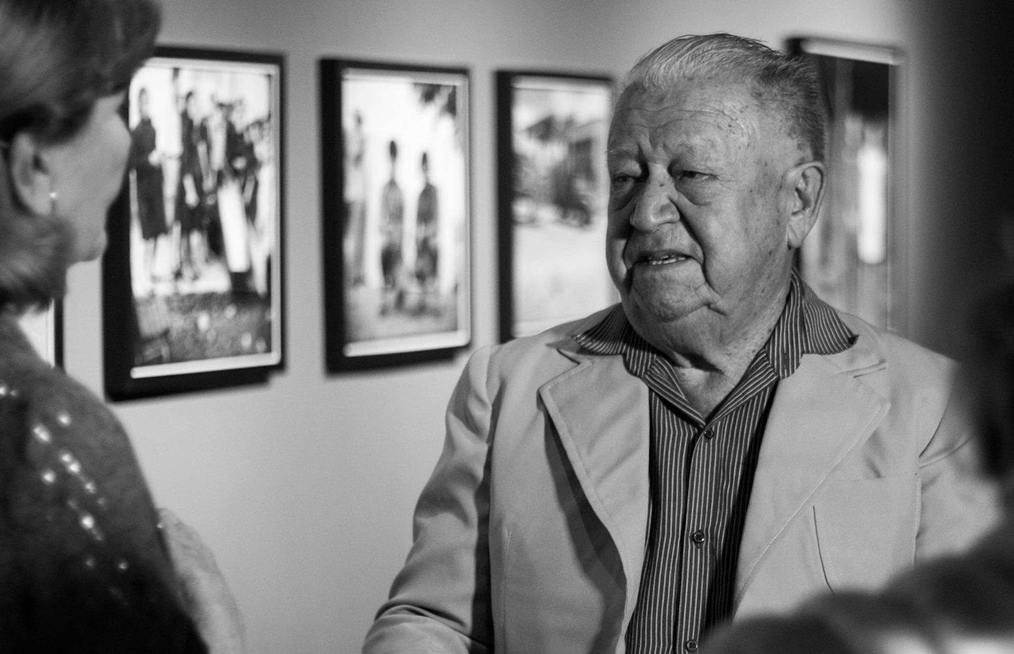 Tiburcio González Rojas en su exposición, Fundación Texo, 2018