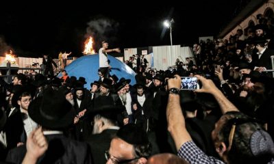 Decenas de miles de personas participaban en la noche del jueves al viernes en la peregrinación anual en el norte de Israel. Foto: La Nación.