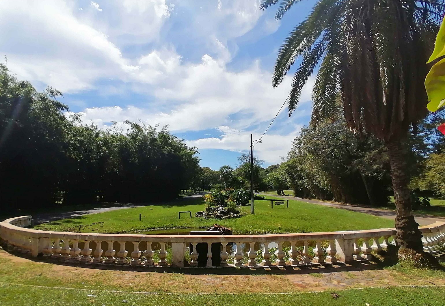 Portada Jardín Botánico y Zoológico de Asunción © Marli Delgado