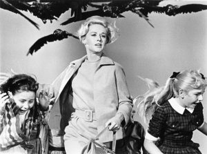 "The Birds", 1963, dirigida por Alfred Hitchcock