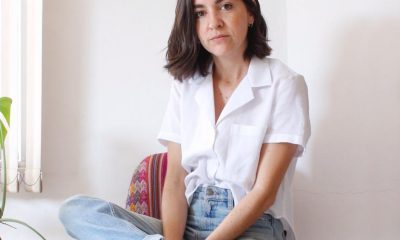 Líneas limpias, simples, prendas combinables, como una camisa blanca, son parte de esa moda que dura, según Denise Genit. Foto: Gentileza.