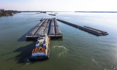 Tránsito fluvial en la hidrovía Paraguay-Paraná. Foto Hidrovias do Brasil S.A.