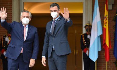 Alberto Fernández y Pedro Sánchez. Foto: Télam