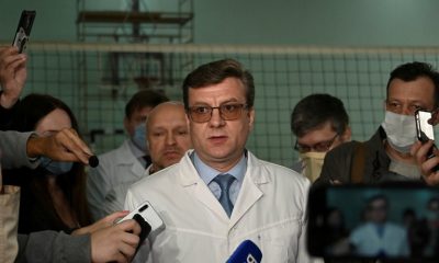 Alexander Murakhovsky, médico jefe del hospital siberiano donde fue atendido Alexei Navalny, desapareció. (REUTERS/Alexey Malgavko)