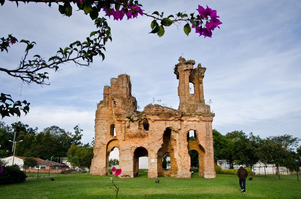 Las Ruinas de Humaitá, sirvió de escudo protector de la patria en época de la Guerra de la Triple Alianza, actuando como base fortificada alrededor del año 1866. Foto: Gentileza.