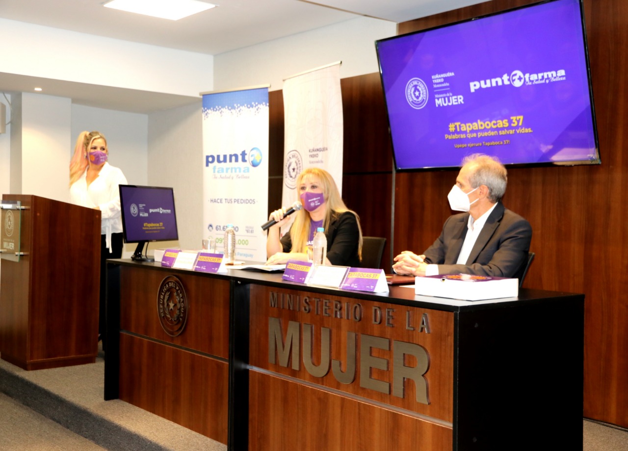 El lanzamiento de la campaña se realizó en las oficinas del Ministerio de la Mujer. Foto: Gentileza.