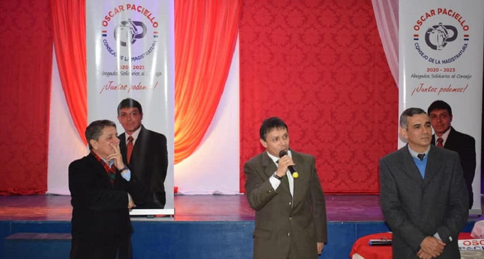 Oscar Paciello (centro), fue electo presidente del Consejo de la Magistratura. Foto: Facebook.