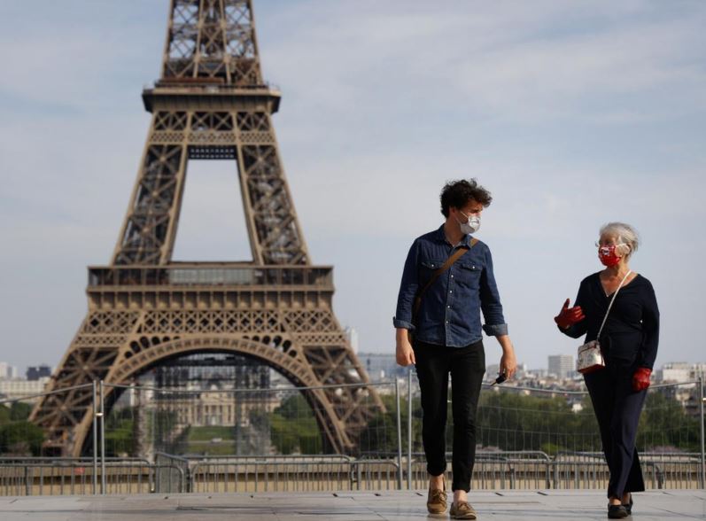 La Torre Eiffel vuelve a abrir al público. Foto: 20 Minutos.