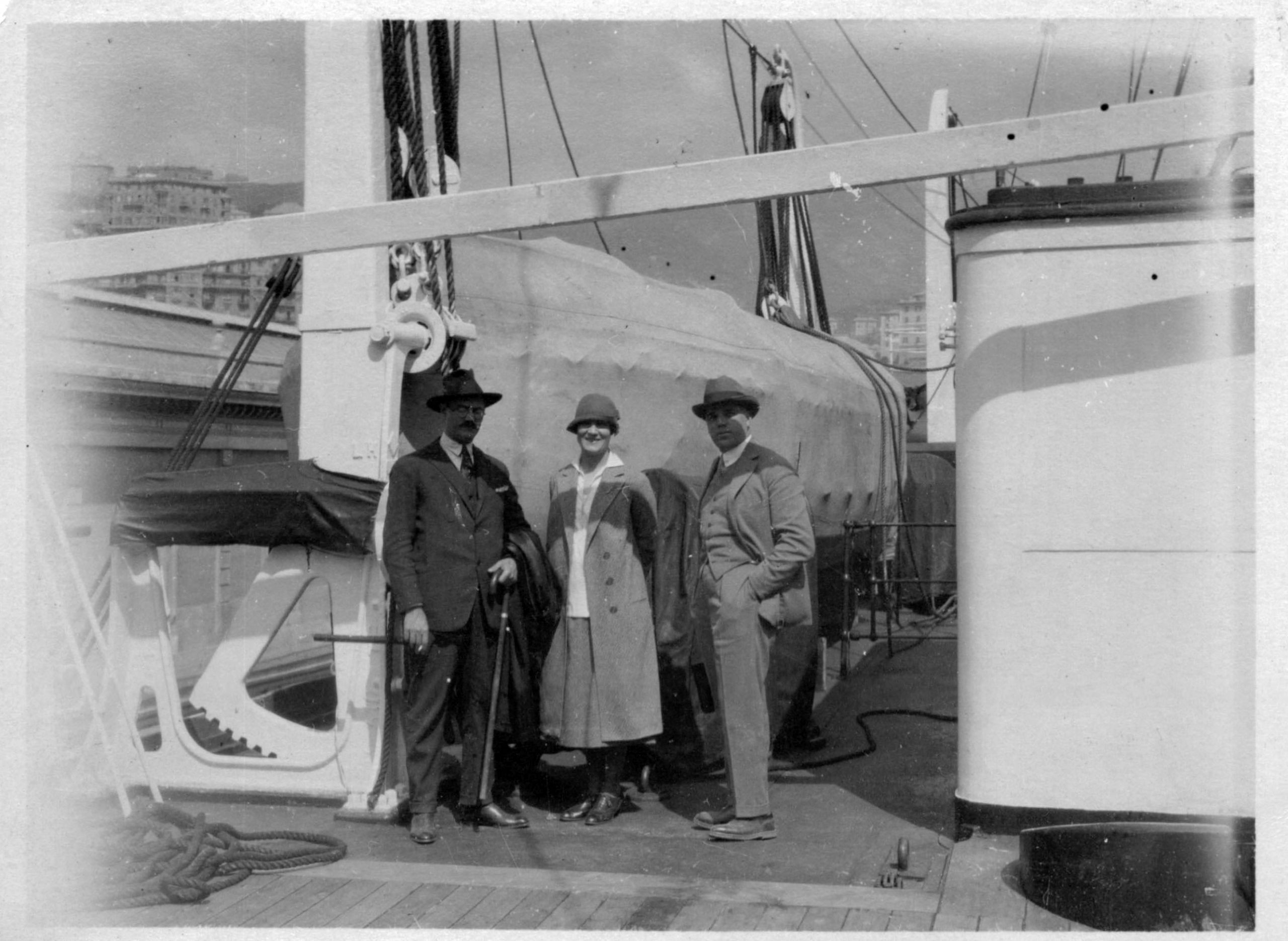 El Capitán Polonio hacía el trayecto Europa-Buenos Aires. En este barco llegaron cantidad de inmigrantes. Colección del autor