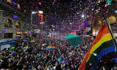 Una multitud en una de las celebraciones pasadas del Orgullo en Montevideo, Uruguay.Foto: BBC.