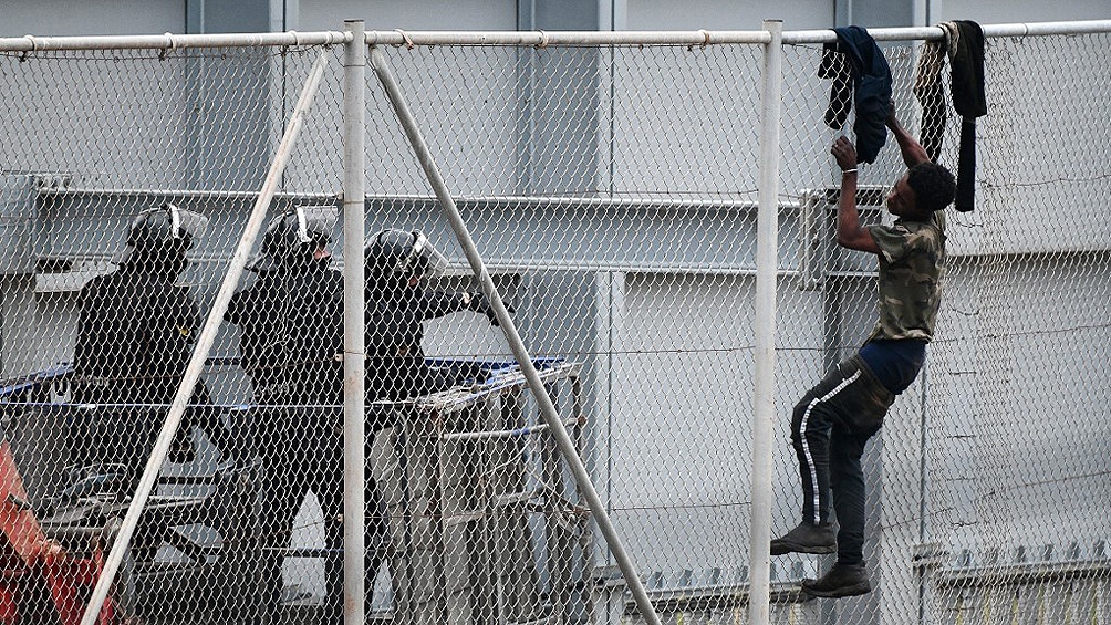 Esta entrada se produce poco más de dos meses después de que una inédita ola migratoria llegara a Ceuta, el otro enclave español en el norte de Marruecos. Foto: Télam.