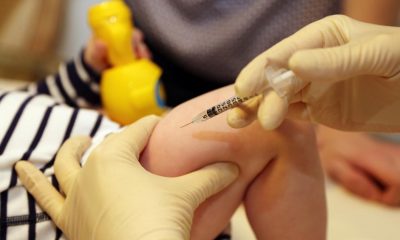 magen de recurso de un bebé siendo vacunado (Getty Images)