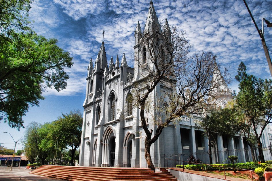 Catedral de San Lorenzo. (Foto esculturasymonumetos.com).