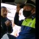 Momento en que el conductor y el PMT discuten. (Captura vídeo)