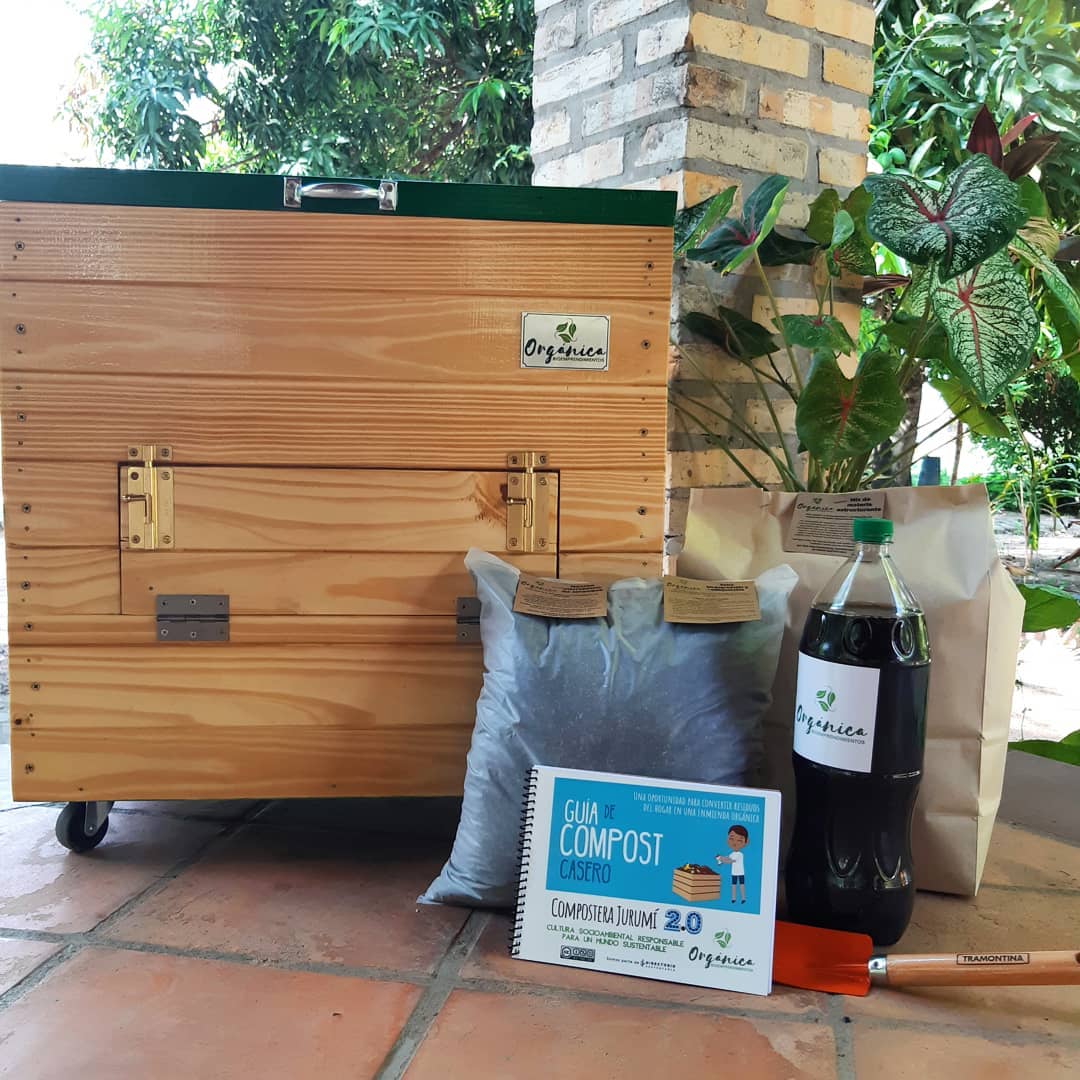 Caja Compostera con un kit de arranque que te permite procesar 100 litros de residuos.Foto: Orgánica Bioemprendimientos.