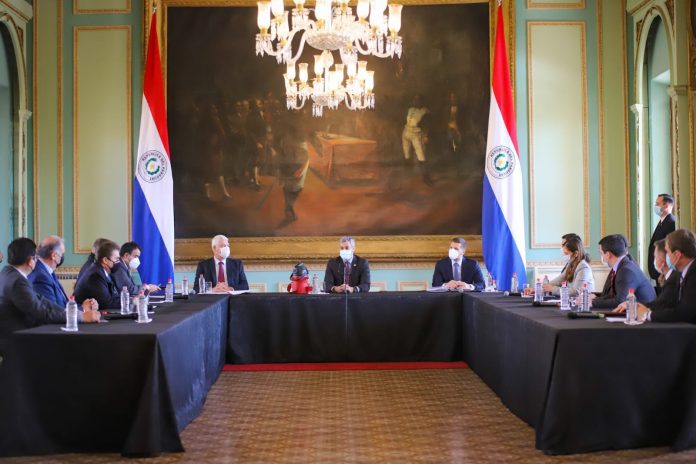 Conferencia de prensa en el Palacio de Gobierno. Foto: Gentileza.