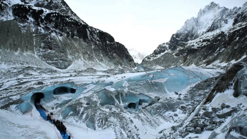 El agua liberada por los glaciares es uno de los mayores contribuyentes al aumento global del nivel del mar. Foto: Getty.