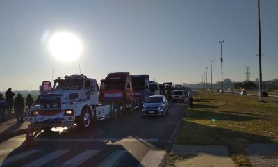 Camioneros en la Costanera de Asunción. (Foto 1020 AM)