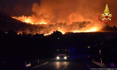 Incendio en las afueras de Palermo, capital de Sicilia. Foto: Picture Aliance.