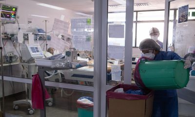 La Organización Mundial de la Salud (OMS) anunció que realizará un nuevo ensayo internacional, Solidarity Plus, para probar tres nuevas drogas en pacientes hospitalizados con coronavirus en 52 países. Foto: Télam.
