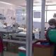 La Organización Mundial de la Salud (OMS) anunció que realizará un nuevo ensayo internacional, Solidarity Plus, para probar tres nuevas drogas en pacientes hospitalizados con coronavirus en 52 países. Foto: Télam.