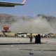 Estados Unidos instó a sus ciudadanos a abandonar "inmediatamente" las puertas del aeropuerto de Kabul. Foto: Agencias.