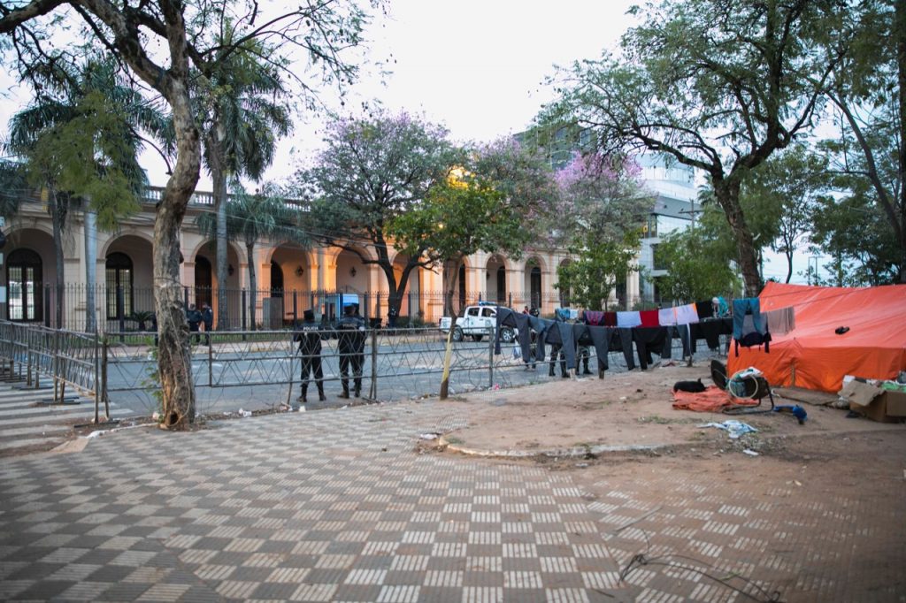 Casco histórico de Asunción hoy, en la zona de las plazas del Congreso. Foto: Laura Melick.