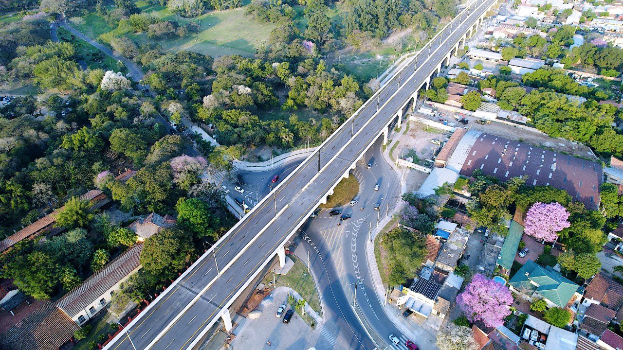 El Corredor Vial Botánico ya fue habilitado en sus 8 carriles. (Foto Arnolso Wiens)