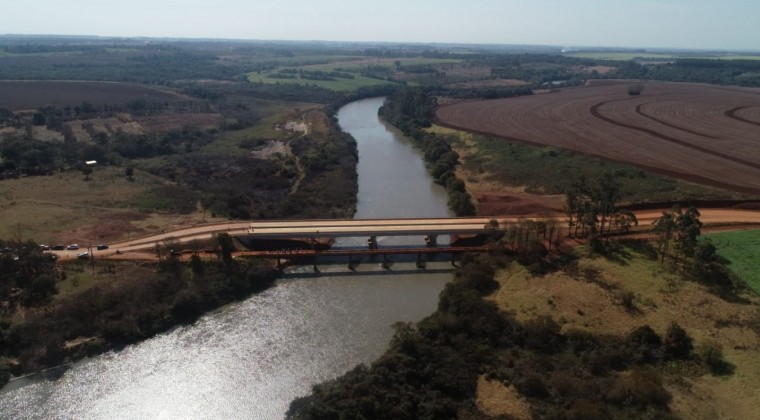 La estructura ya luce sobre el río Monday. (MOPC)