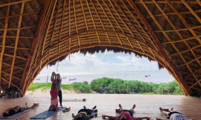 "En la práctica del Yoga, eEl objetivo es calmar la cabeza, para ser una mejor persona y un mejor ser humano", explican. .