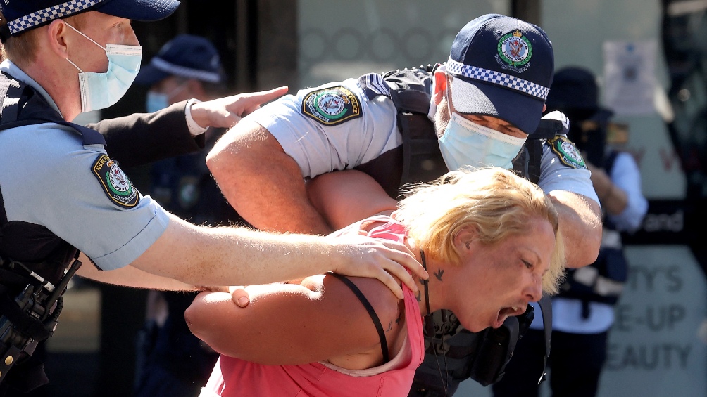 Protestas contra las nuevas medidas sanitarias. Foto: Télam