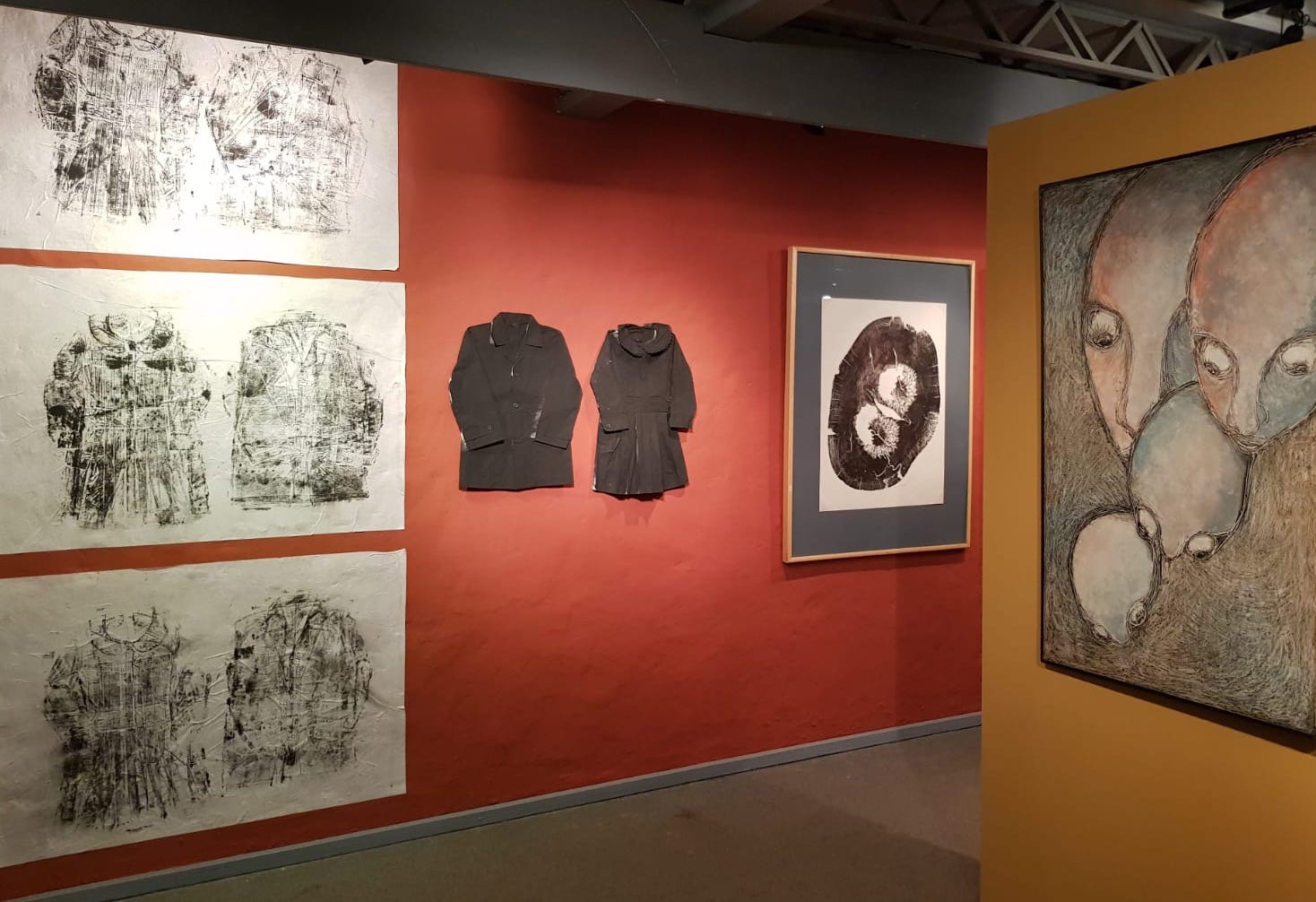 Obras de Claudia Casarino, Edith Jiménez y Olga Blinder. Cortesía CAV/Museo del Barro