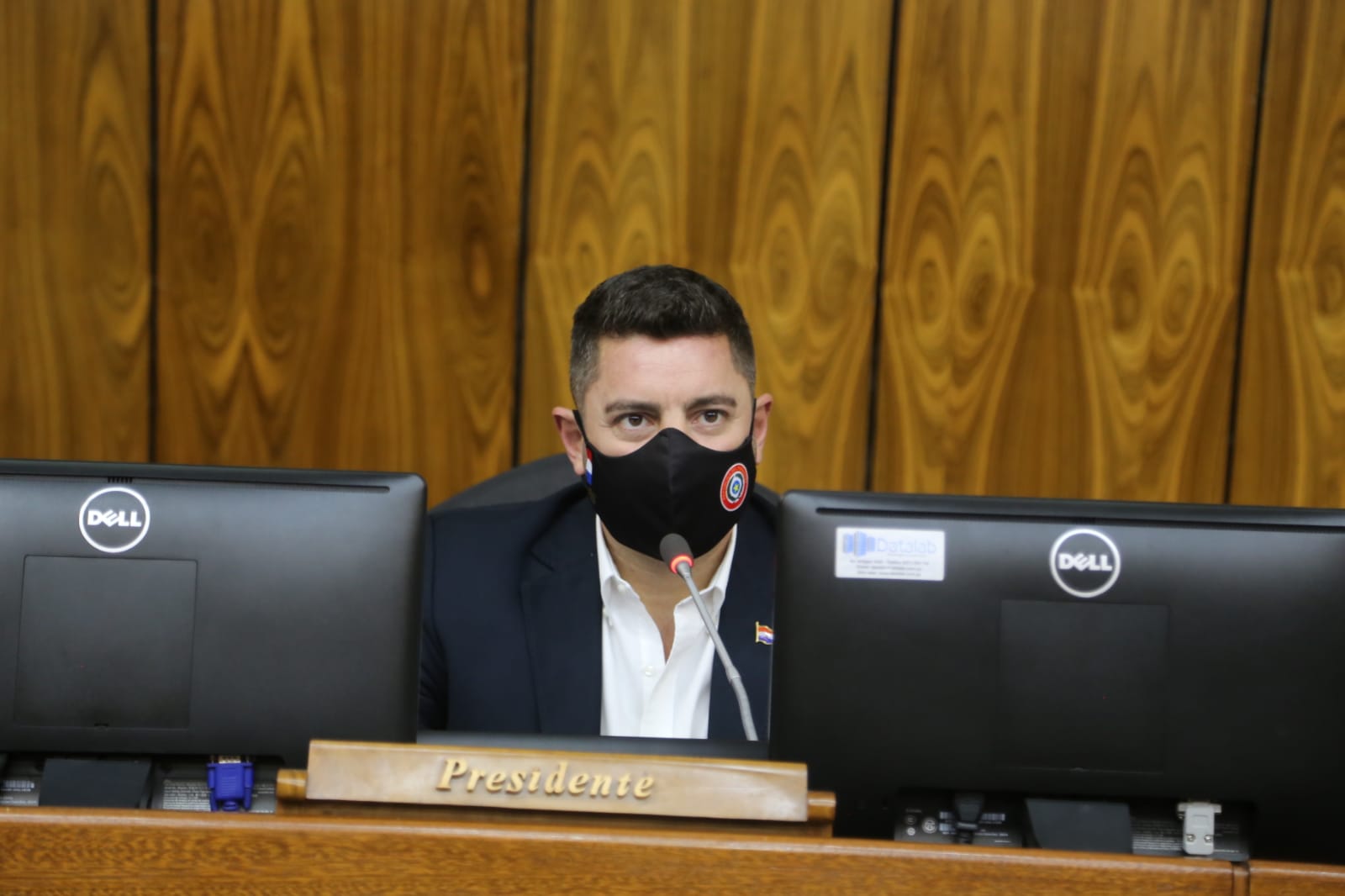 Pedro Alliana, presidente de la Cámara de Diputados, anunció las medidas a aplicar a sus colegas raboneros. Foto: Diputados.