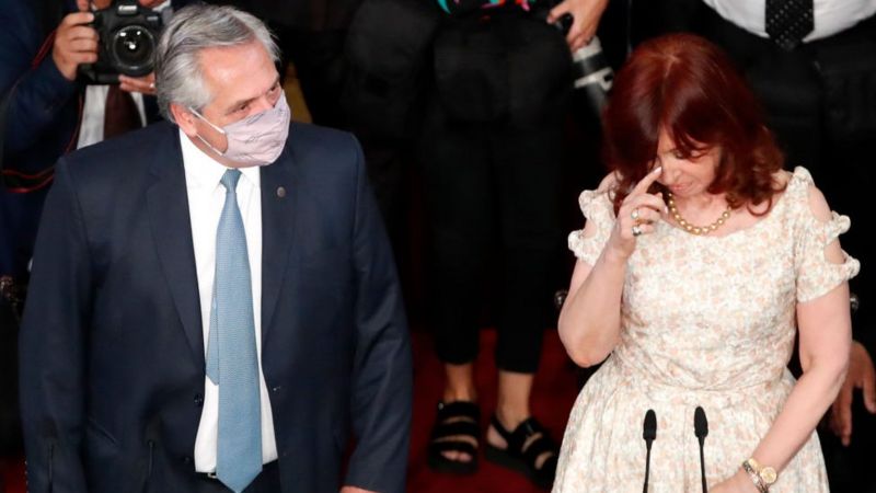 La crisis tuvo origen el domingo pasado, cuando las listas de precandidatos a diputados y senadores de la principal coalición opositora, Juntos por el Cambio, fueron más votadas que las del oficialista Frente de Todos. Foto: Getty.