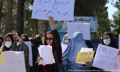 Decenas de mujeres se manifestaron en Herat y prometieron más protestas en otras ciudades del país. Foto: Picture Aliance.