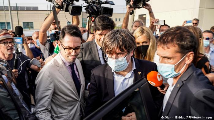 "Estoy acostumbrado a ser perseguido por España, pero siempre termina igual", aseguró el líder separatista catalán Carles Puigdemont un día después de ser liberado por la Justicia italiana. Foto: Getty.