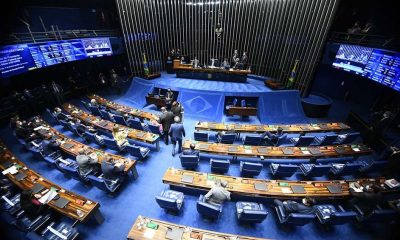 El presidente del Senado, Rodrigo Pacheco, de la fuerza de derecha Demócratas, lanzó un fuerte mensaje contra Bolsonaro al cancelar toda la agenda de proyectos luego que el mandatario afirmara ante una multitud que no cumplirá las decisiones de la Corte. Foto: Télam.