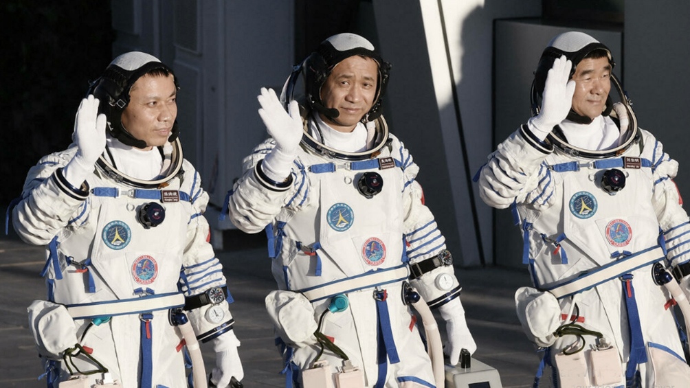 La misión Shenzhou-12 fue lanzada en junio poco antes de las celebraciones del centenario del Partido Comunista Chino. Foto: Agencias.