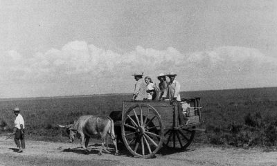 Todos los medios eran válidos para llegar al lugar donde montar la escena. Archivo Aty Ñe’ẽ