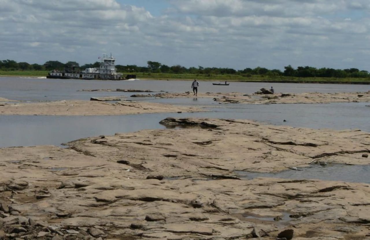 Río Paraguay se aleja de su mínima histórica. (Gentileza)